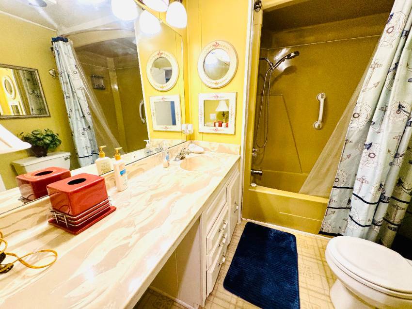 112 Sargasso Lane a Winter Haven, FL Mobile or Manufactured Home for Sale